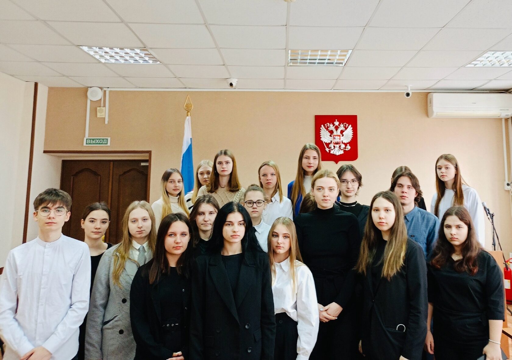 28 марта для студентов 1 курса была организована ознакомительная экскурсия в здании районного суда
