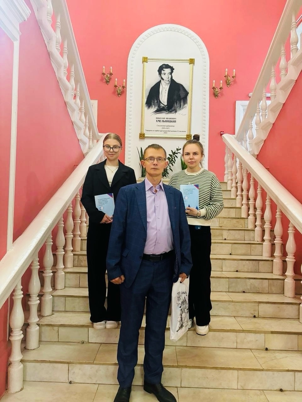 27 сентября 2024 г. в Смоленске на базе ГБУК «Смоленская областная универсальная научная библиотека прошла международная научно-практическая конференция «Историко-культурные связи славянских народов: